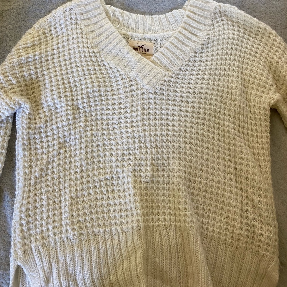 🤍Hollister Knit Sweater